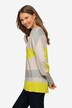 Genser, asymmetriske blokkstriper, kimono-passform, V-hals, vinklet erme