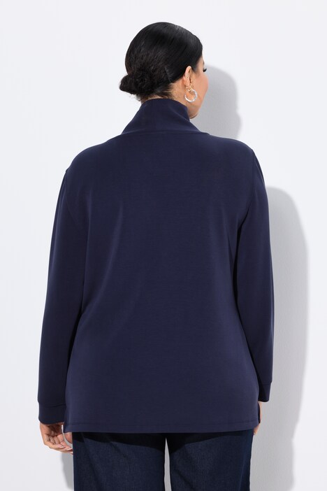 Sweat-shirt avec pierres fantaisie, collection Classic. Col montant et manches 3/4.