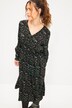 Robe midi#, imprimé zigzag, ligne en A et col V. Taille élastique, manches longues