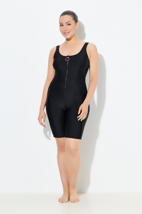Combinaison de bain, short long. Fermeture zippée. Sans bonnets souples