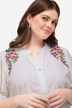 Blouse avec dentelle ajourée, ligne A et décolleté en V, manches 3/4