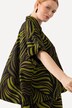 Blouse au tombé fluide, imprimé feuilles de palmier, col chemise et manches courtes