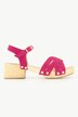 Sandalettes type sabots en cuir avec rivets, semelle en bois et talon bottier