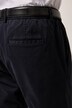 Pantalon chino FLEXNAMIC®, taille élastique et pinces, coupe Straight Fit tendance