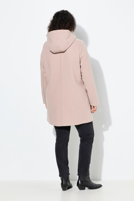 Duffle-coat, coupe évasée. Col montant et capuche. Boutons Brandebourg.