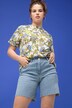 Jeansshorts, vide ben, høyt liv, pyntesteiner, destroy-effekter, 5-lommers, elastisk linning