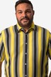 Camicia Men+ a righe con taglio speciale per l'addome, vestibilità comoda, colletto ad apertura inglese e mezze maniche, fino alla tg. 8XL