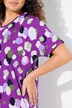T-shirt oversized à décolleté rond, manches courtes. Imprimé taches