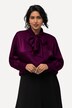 Blouse à lavallière, manches longues. Col montant et décolleté en V.