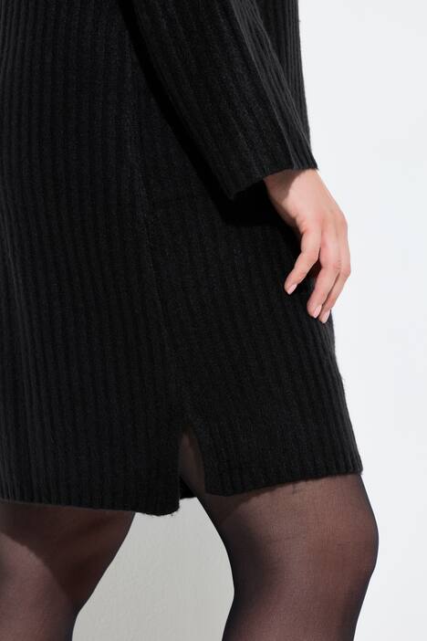 Gebreide jurk, A-lijn, geribbeld breiwerk, troyerkraag, lange mouwen