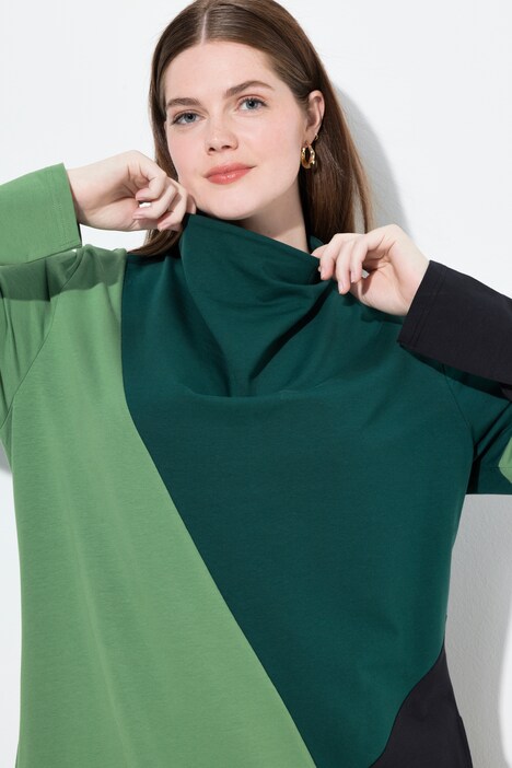 Robe en molleton de coton bio, col bénitier et manches longues
