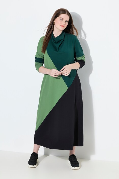 Robe en molleton de coton bio, col bénitier et manches longues