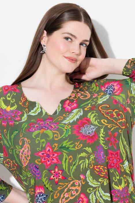 T-shirt col tunisien et manches 3/4, motif champêtre et coupe évasée