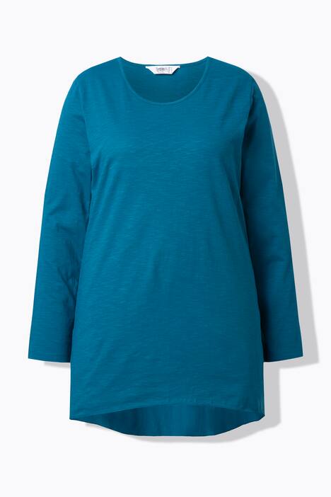 Long shirt in comfortable fit and crew neck with long sleeves