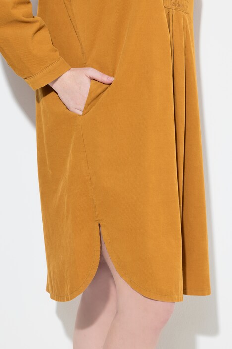 Corduroy jurk, opstaande kraag, plooien, decoratieve plooien, lange mouwen