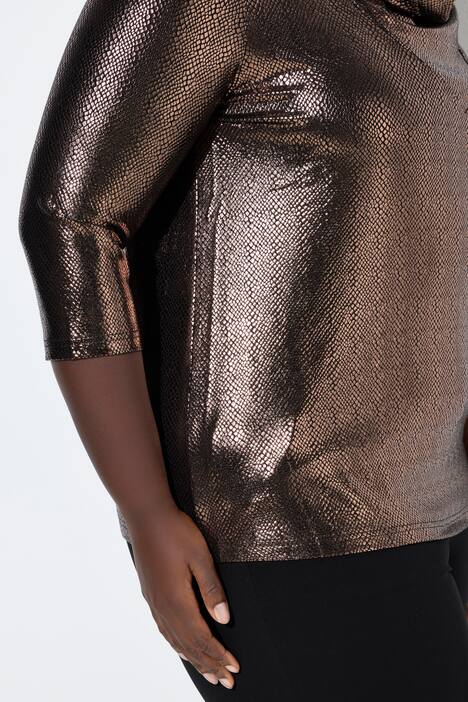 Maglia classica con scollo a goccia e maniche a 3/4