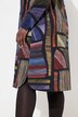 Robe en tissu Punto di Roma, à manches longues. Décolleté en V, poches et col chemise.