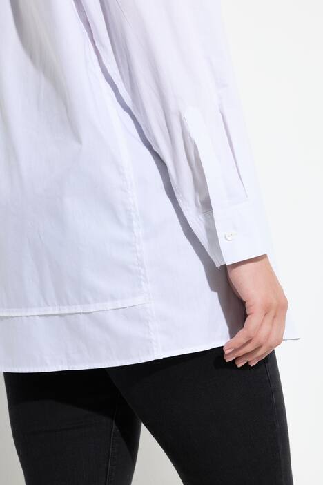Camicia dal taglio oversize con cuciture a rovescio e maniche lunghe
