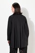 Camicia dal taglio oversize con collo alla coreana, maniche lunghe ed effetto paper touch