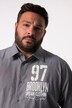 Men+ skjorte, lange ærmer, Kent-krave, print på brystet, comfort fit, op til str. 8XL