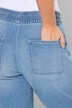 Jean Mary à taille élastique. Jambe large et évasée