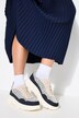 Sneaker di pelle con plateau, soletta sostituibile e larghezza H
