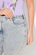 Jean Mom jambe carotte. Taille confortable