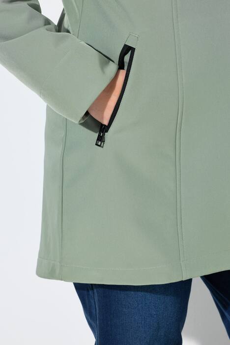 Hyprar Soft Shell Water Repellent Hooded Jacket
