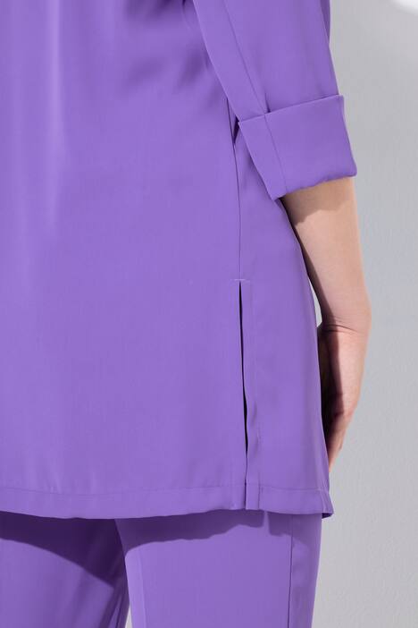 Blazer col à revers. Fermeture 1 bouton et manches 3/4