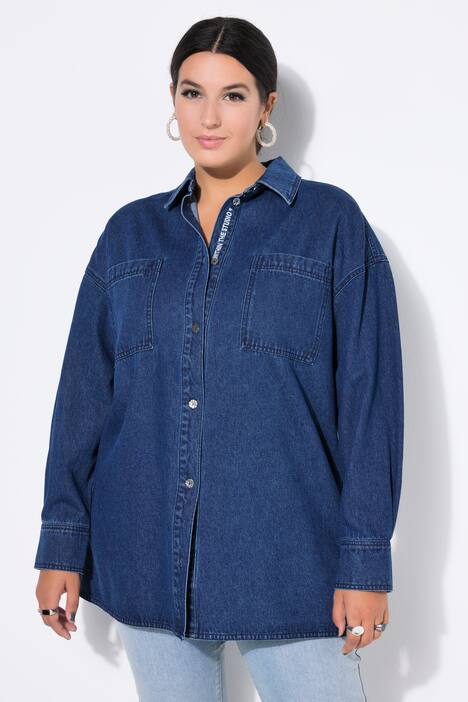 Denimskjorte, oversized, broderi på knappestolpen