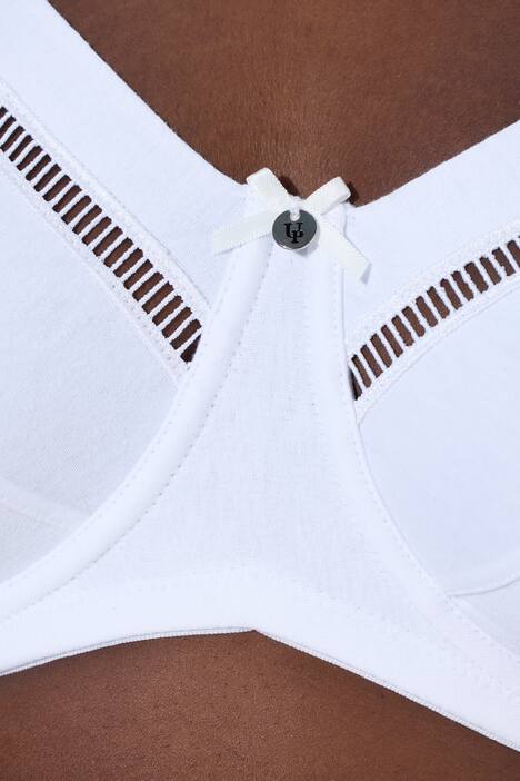 Soutien-gorge à armatures. Liserés en dentelle - bonnet C-G