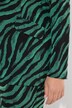 Slim-fitting zebra pattern blazer
