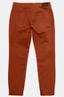 Jeans Men+ con taglio speciale per l'addome, denim colorato, vestibilità normale e cinque tasche, disponibili fino alla tg. 72