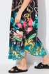 Robe de plage sans manches. Imprimé baroque. Encolure ronde. Coupe évasée