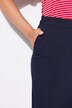 Pantalon Rena 7/8. Jambe étroite. Plis marqués