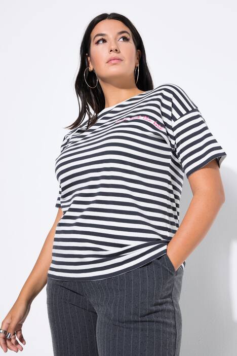 T-shirt, oversized, strepen, borduursel