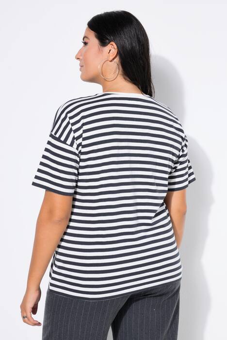 T-shirt, oversized, strepen, borduursel