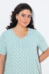 Camiseta, forma en A, cuello de pico, pliegues decorativos, media manga