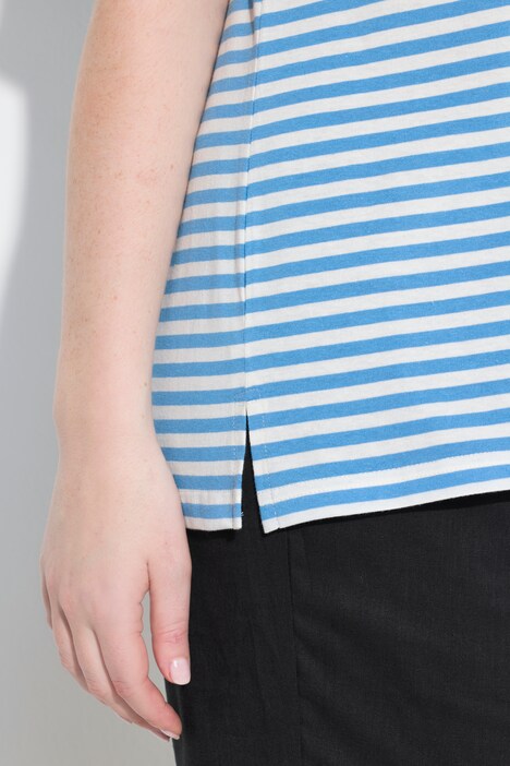 T-shirt in cotone biologico a righe con scollo a V e mezze maniche