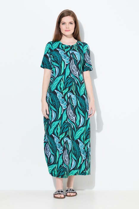 Robe maxi en coton bio. Décolleté rond et manches courtes. Motif jungle