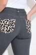 Jeans, utsvingt ben, leopard, frynsehem, 5-lommer