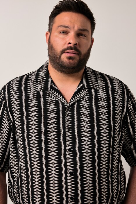Chemise Men+ en viscose, imprimé all-over, manches courtes et col cubain, coupe Cuba Fit - jusqu'au 8 XL
