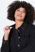 Overhemdblouse, A-lijn, jeans, gerafelde randen