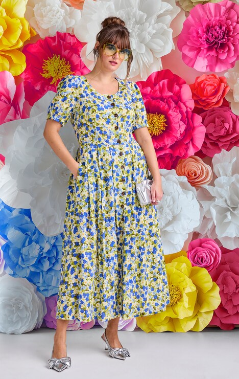 Robe maxi en lin mélangé, poches, décolleté rond et manches courtes