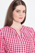 Geruite traditionele blouse, sierplooi, opstaande kraag, halflange pofmouw