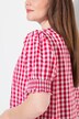 Geruite traditionele blouse, sierplooi, opstaande kraag, halflange pofmouw