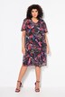 Robe midi, motif perroquets. manches cloche courtes et décolleté V. Coupe évasée