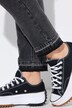 Jeans Sarah, gerafelde zoom, smalle pijpen, comfortabele tailleband