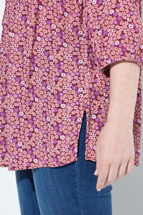 Blouse smockée, motif à fleurs, décolleté rond et manches 3/4, coupe évasée