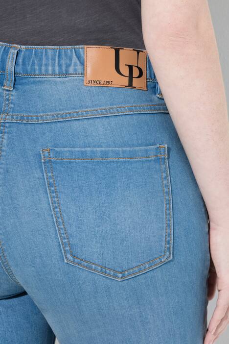 Jeans Sarah, schmales Bein, Stretchdenim, recycelt